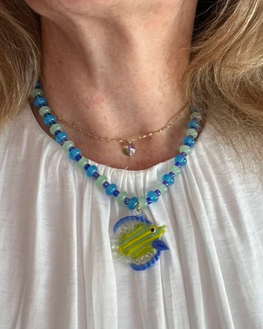 HANDMADE TROPICAL FISH PENDANT NECKLACE - BLUE GREEN GLASS BEADS - STUDIO JO STORE